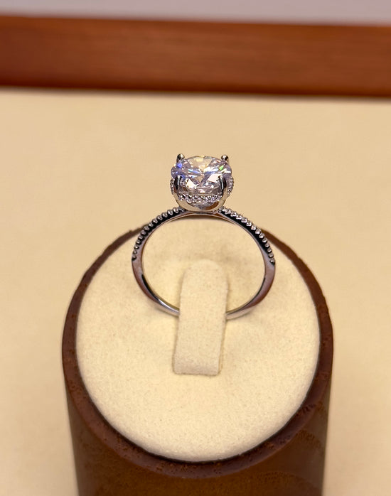 Anillo Amalia